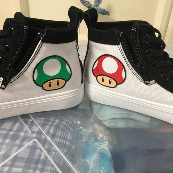 SUPER MARIO CART BOYS HIGHTOP SNEAKER WITH ZIPPER, NEW SIZE 12 - Picture 4 of 6